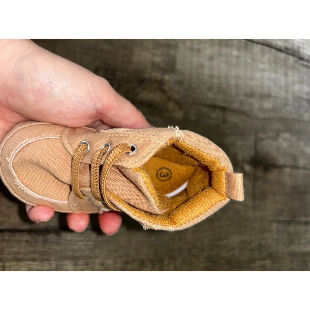 Infant Tan Canvas High Top Crib Shoes Soft Sole Pre-Walker Size 3